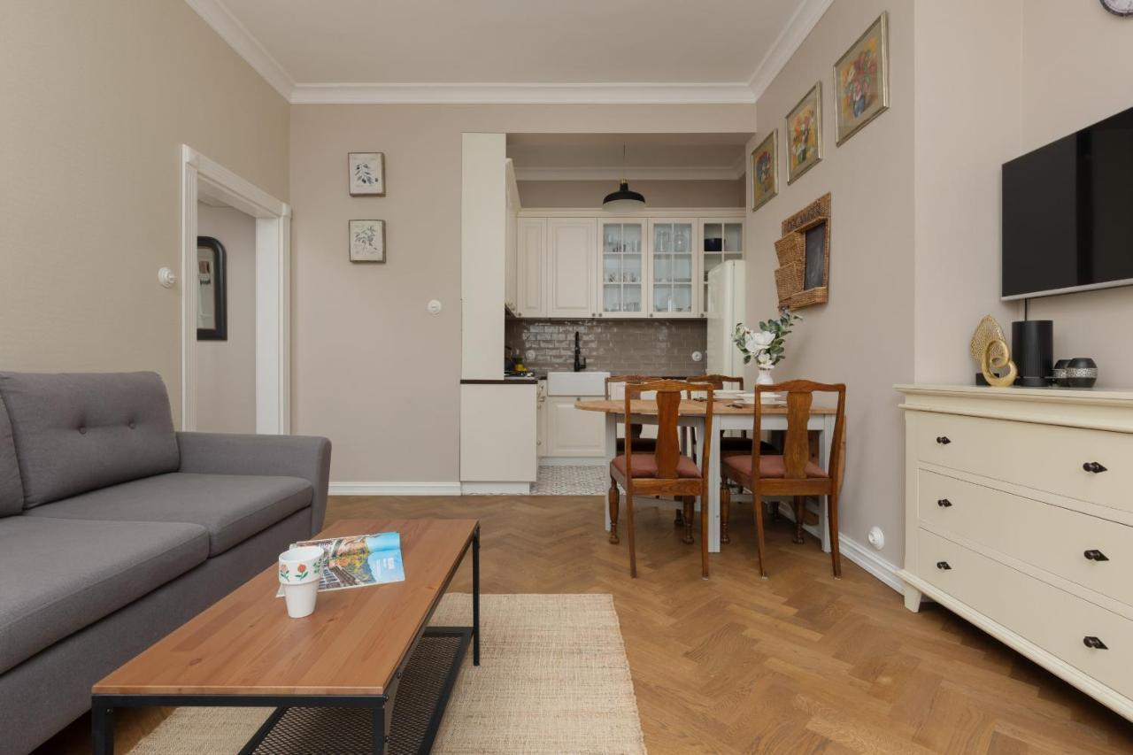 Metro Rondo Onz Apartment By Noclegi Renters Warschau Buitenkant foto